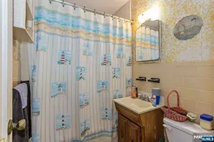 44 Bergen Dr, Little Falls Township, NJ 07424 - Photo 14