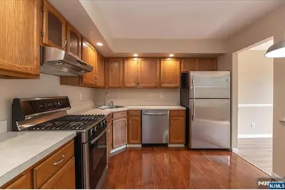 23 Foxboro Lane E #E, West Milford, NJ 07480 - Photo 2