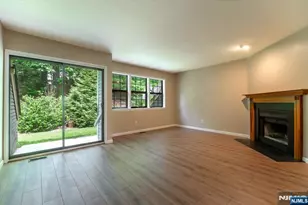 23 Foxboro Ln E, West Milford, NJ 07480 - Photo 6