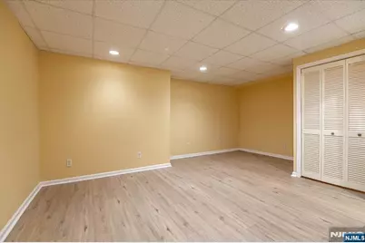 23 Foxboro Lane E #E, West Milford, NJ 07480 - Photo 14