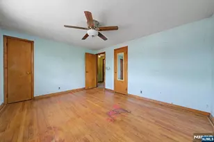 21 Lexington Ave, Wallington, NJ 07057 - Photo 24