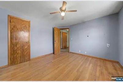 21 Lexington Avenue, Wallington, NJ 07057 - Photo 22
