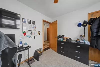 21 Lexington Avenue, Wallington, NJ 07057 - Photo 8