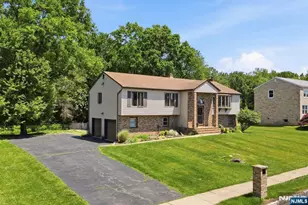 383 Talbot Dr, Fairfield, NJ 07004 - Photo 2