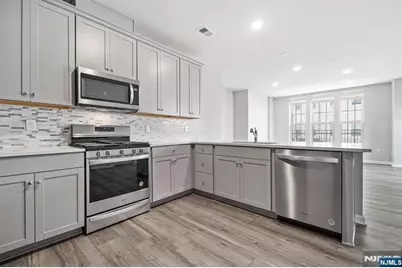2 Arnold Drive 5301 #5301, Wood Ridge, NJ 07075 - Photo 1