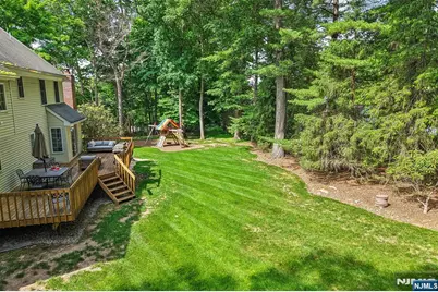 10 Wood Hollow Trail, Upper Saddle River, NJ 07458 - Photo 28