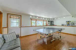 22 Cypress Ln, Paramus, NJ 07652 - Photo 20