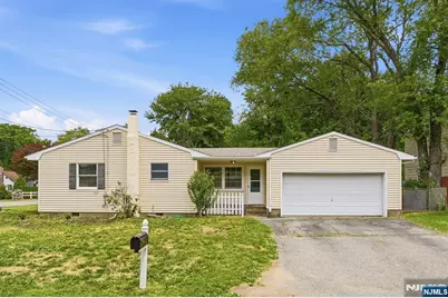 427 Warwick Turnpike, West Milford, NJ 07421 - Photo 2