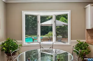 27 Chestnut Ave, Old Tappan, NJ 07675 - Photo 14