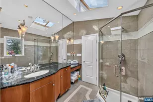1230 Duncan Rd, Fort Lee, NJ 07024 - Photo 24
