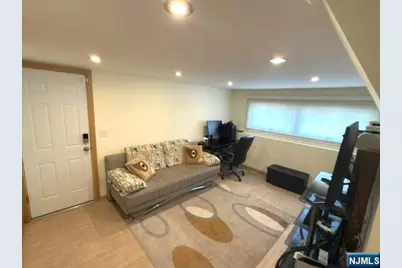 42-05 Williams Street, Fair Lawn, NJ 07410 - Photo 14