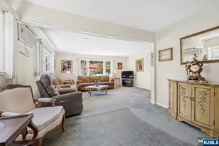 178 Cambridge Ave, Saddle Brook Township, NJ 07663 - Photo 4