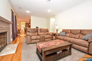 48 Ackerman St, Waldwick, NJ 07430 - Photo 8