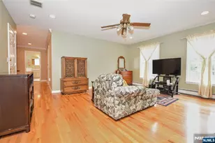 48 Ackerman St, Waldwick, NJ 07430 - Photo 20