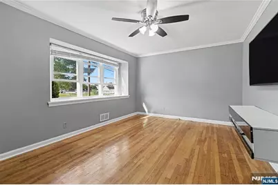 68 16th Avenue, Elmwood Park, NJ 07407 - Photo 20