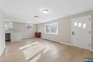 478 Riverside Terrace, Rutherford, NJ 07070 - Photo 16