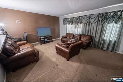 78-80 Milford Avenue, Newark, NJ 07108 - Photo 4