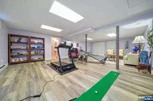 275 Marietta St, Englewood Cliffs, NJ 07632 - Photo 30
