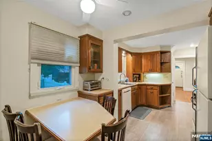 425 Beatrice St, Teaneck Township, NJ 07666 - Photo 10