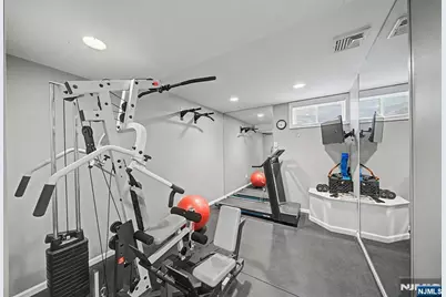 9 Woodland Park Drive, Tenafly, NJ 07670 - Photo 32