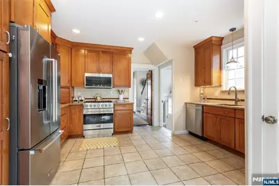 73 Hawthorne Avenue, Glen Ridge, NJ 07028 - Photo 24