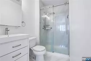 1315 15th St, Fort Lee, NJ 07024 - Photo 12