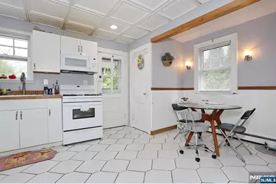 21 Haring Street, Bergenfield, NJ 07621 - Photo 12