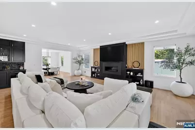 457 Lincoln Drive, Paramus, NJ 07652 - Photo 10