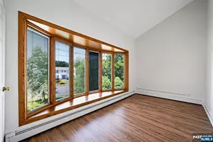 128 Beverly Rd, Fairfield, NJ 07004 - Photo 30
