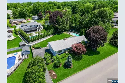 128 Beverly Road, Fairfield, NJ 07004 - Photo 16