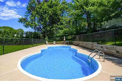 128 Beverly Road, Fairfield, NJ 07004 - Photo 12