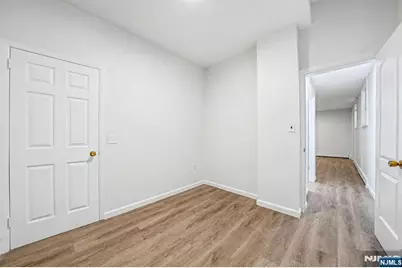 128 Beverly Road, Fairfield, NJ 07004 - Photo 44