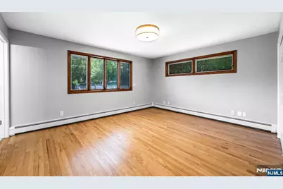 128 Beverly Road, Fairfield, NJ 07004 - Photo 32