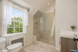 327 Chestnut St, Nutley, NJ 07110 - Photo 10