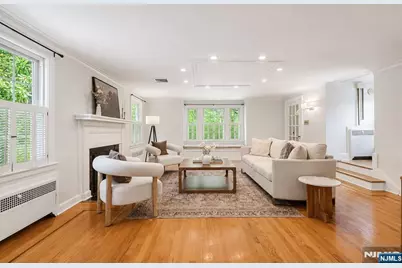 327 Chestnut Street, Nutley, NJ 07110 - Photo 4