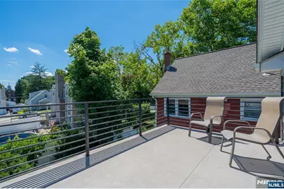327 Chestnut Street, Nutley, NJ 07110 - Photo 14