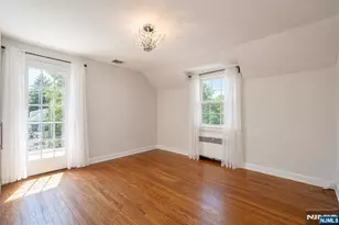 327 Chestnut St, Nutley, NJ 07110 - Photo 12