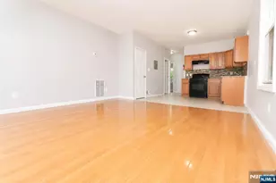 136-138 Dewey St, Newark, NJ 07112 - Photo 2