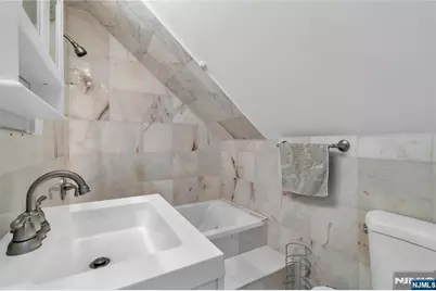 40 Merritt Avenue, Dumont, NJ 07628 - Photo 26