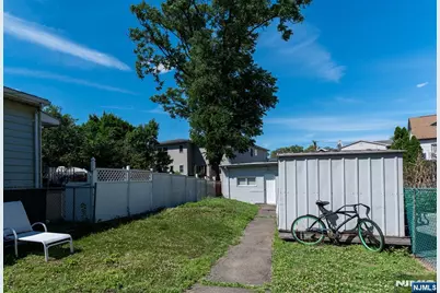 411 Sheridan Place, Fairview, NJ 07022 - Photo 20