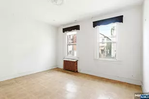 205 Beacon Ave, Jersey City, NJ 07306 - Photo 4