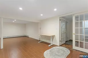 512 Lyster Ave, Saddle Brook Township, NJ 07663 - Photo 34