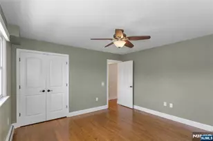 512 Lyster Ave, Saddle Brook Township, NJ 07663 - Photo 16