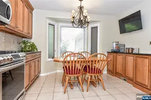 227 Westervelt Ln, Mahwah, NJ 07430 - Photo 12