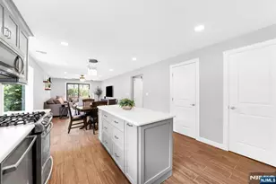 136 Changebridge Road J7, Montville Township, NJ 07045 - Photo 4