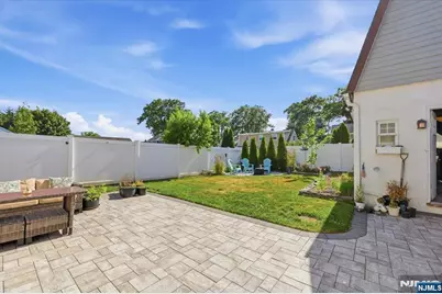 66 7th Avenue, Hawthorne, NJ 07506 - Photo 34