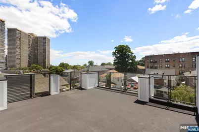 229 Wayne Avenue, Cliffside Park, NJ 07010 - Photo 38