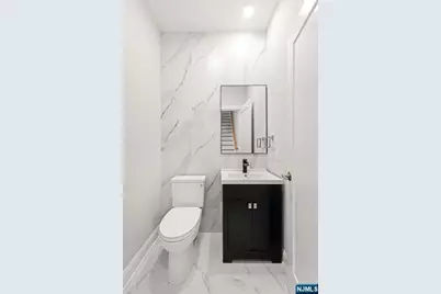 229 Wayne Avenue, Cliffside Park, NJ 07010 - Photo 14