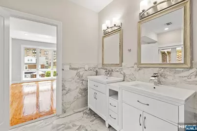 229 Wayne Avenue, Cliffside Park, NJ 07010 - Photo 22