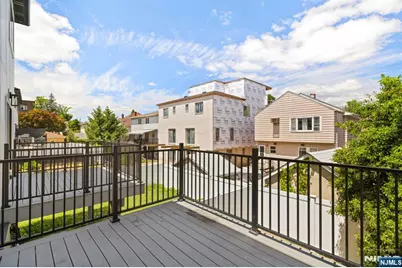 229 Wayne Avenue, Cliffside Park, NJ 07010 - Photo 34